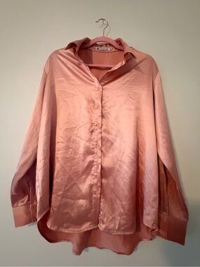 Women's Satin Button-Down Shirt in Blush Pink